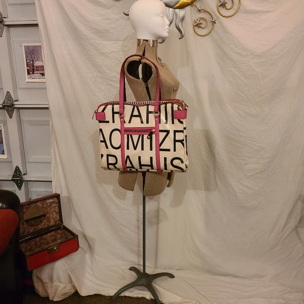 Isaac Mizrahi bag, fits up to 17" laptop
